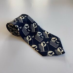 Brioni 100% silk tie